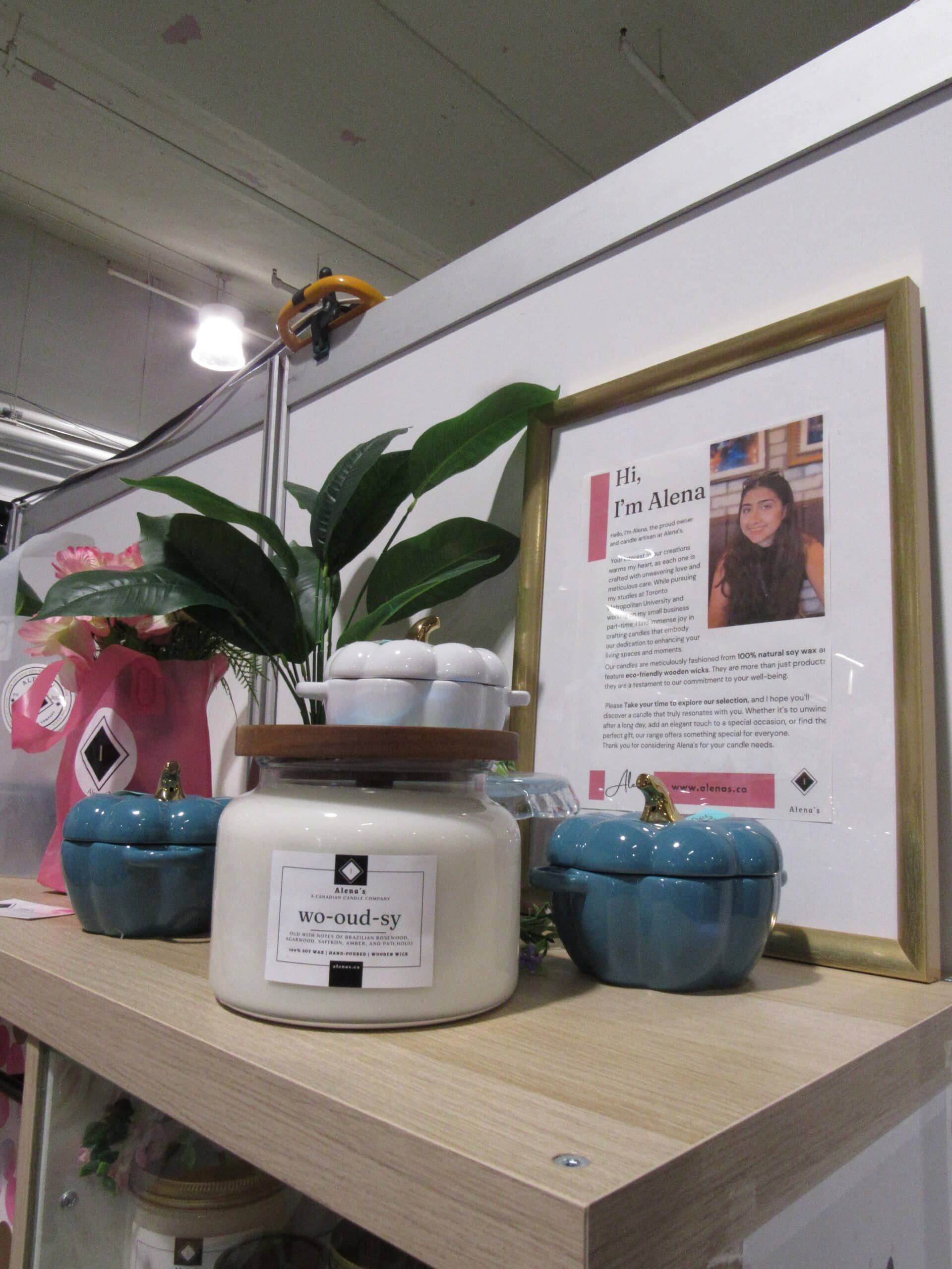 Wo-oud-sy 2 Woudsy Large Candle with with Alena's pumpkins